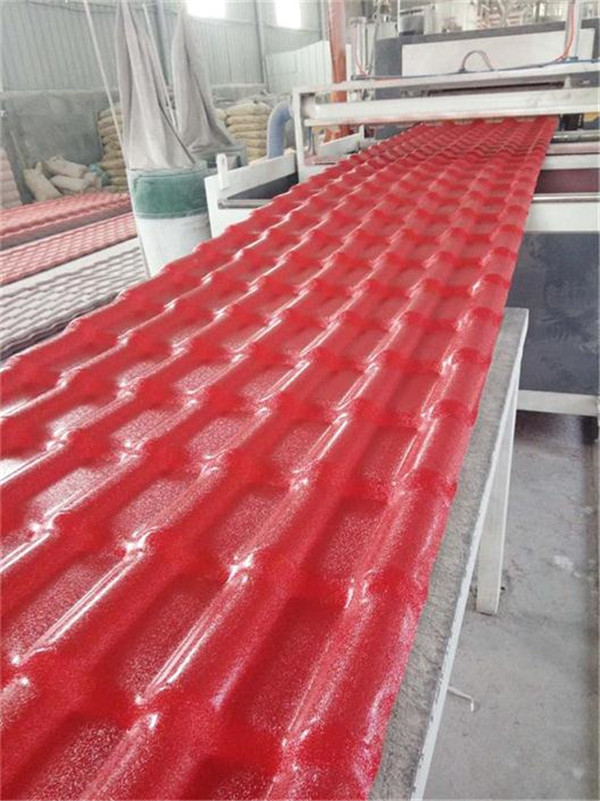 樹脂瓦生產(chǎn)車間